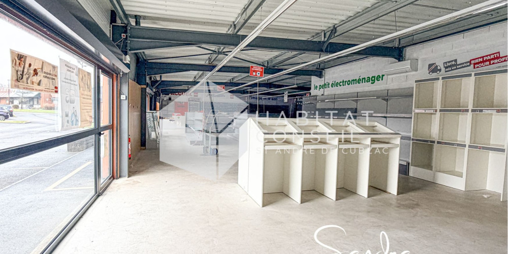 local commercial à CAVIGNAC (33620)